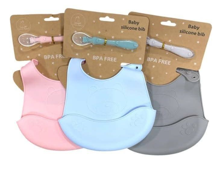 BABERO DE SILICONA CON CUBIERTO